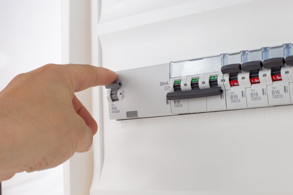 circuit breaker rosslec services